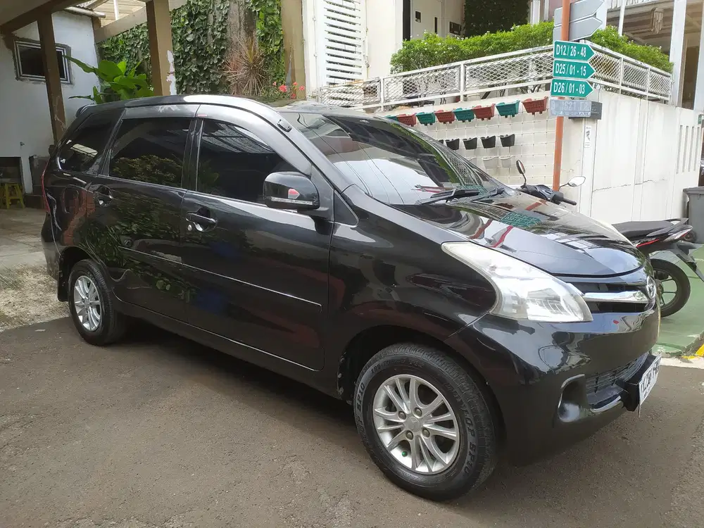 Daihatsu Xenia 2012 Bensin