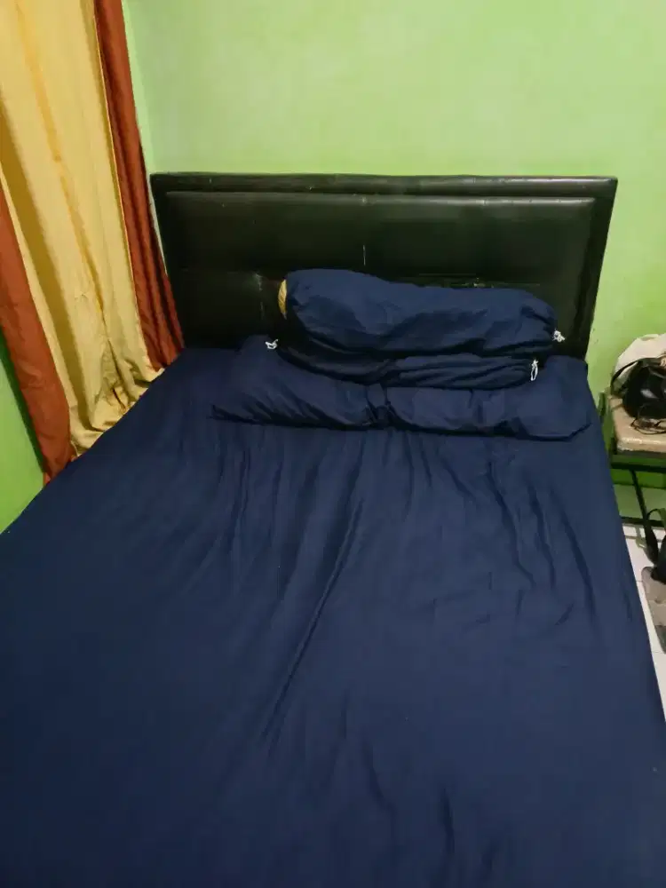 JUAL DIPAN DAN KASUR SPRINGBED SECOND