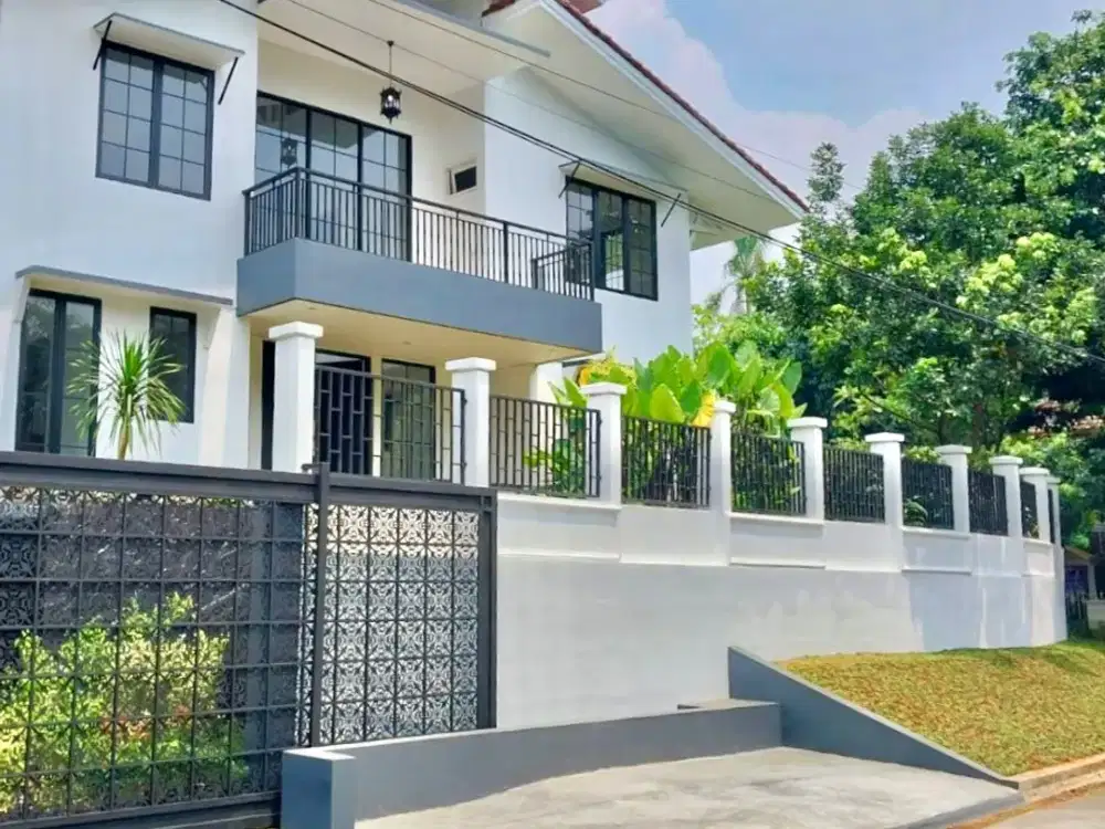 Dijual Rumah Mewah di Pondok Indah - Lokasi Premium, Nyaman, dan Strategis!