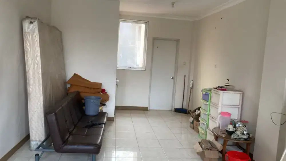 Disewakan Ruko Harmoni Siap Huni 3 Lantai Di Harapn Indah, Bekasi.