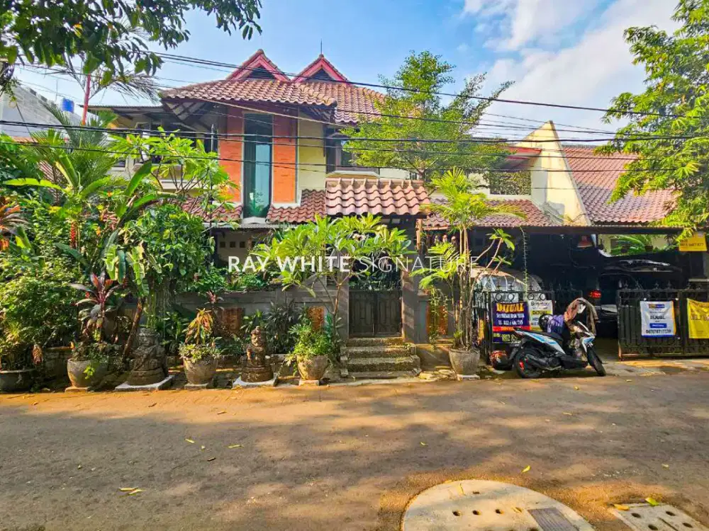 Dijual Rumah Strategis Dekat Senayan di Hang Jebat