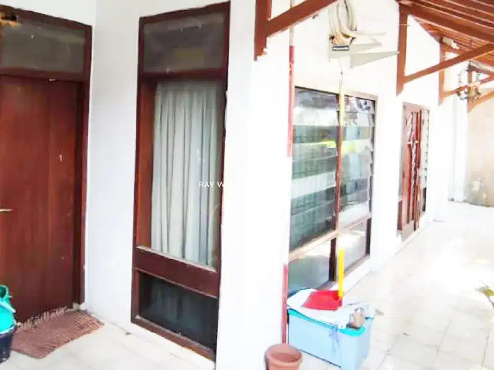 Dijual Rumah Lama Terawat di Kawasan Prestisius Kebayoran Baru