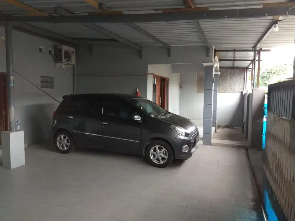 Disewakan rumah 3 KT + 1 KM