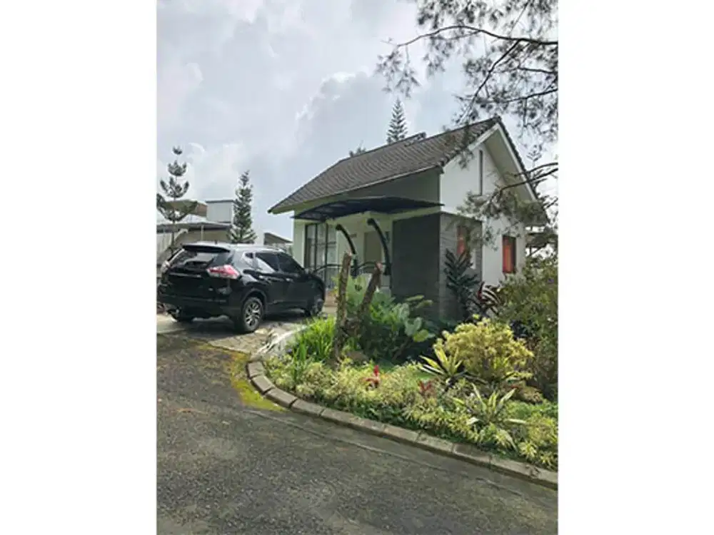 Villa Kota Bunga, Puncak, Cipanas. Rapih terawat, siap menanti Anda untuk momen-momen akhir pekan dan liburan yang penuh kesan