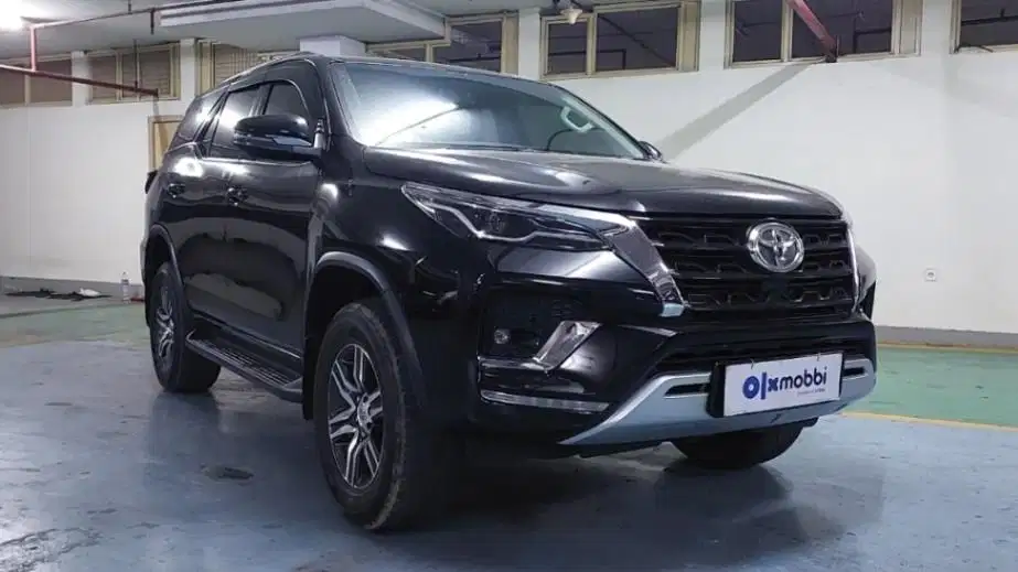 [OLXmobbi] TDP 24JT Toyota Fortuner 2.4 G Solar-MT 2022 Hitam
