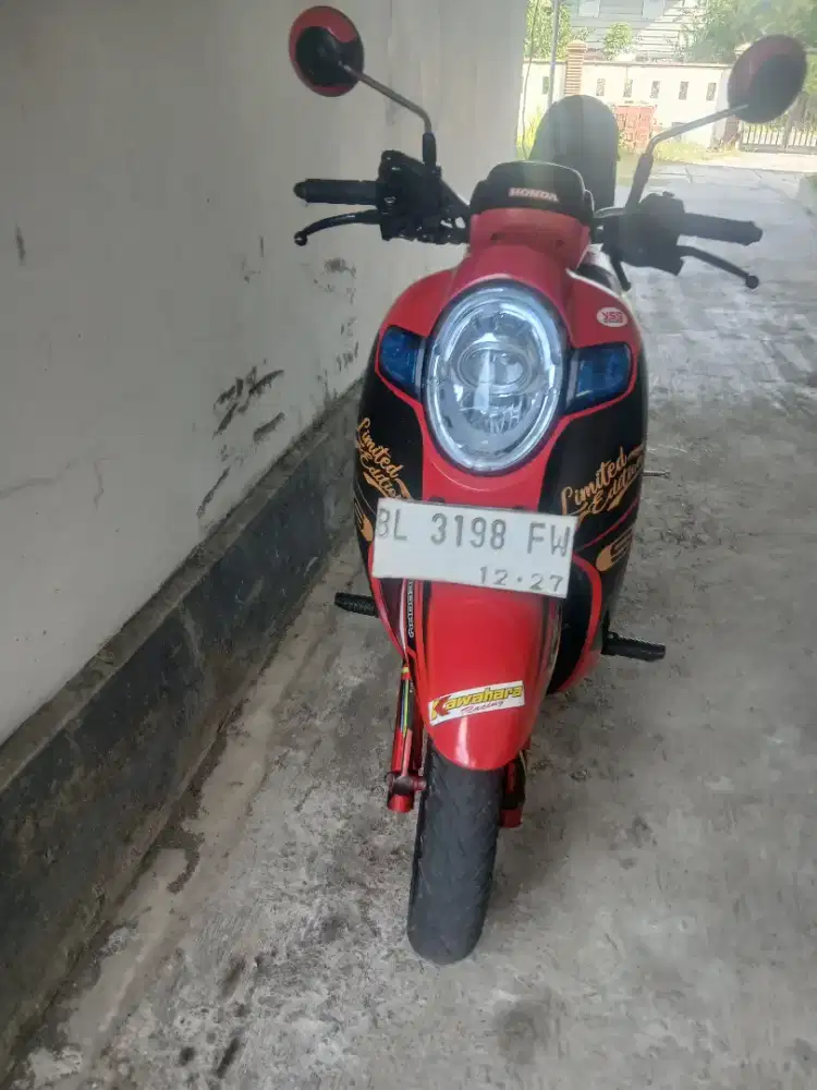 Jual scoopy 2017 akhir