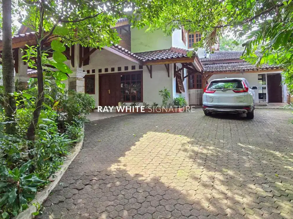 Dijual rumah tinggal mewah dengan Harga Affordable di Jalan Anggrek, Kebagusan