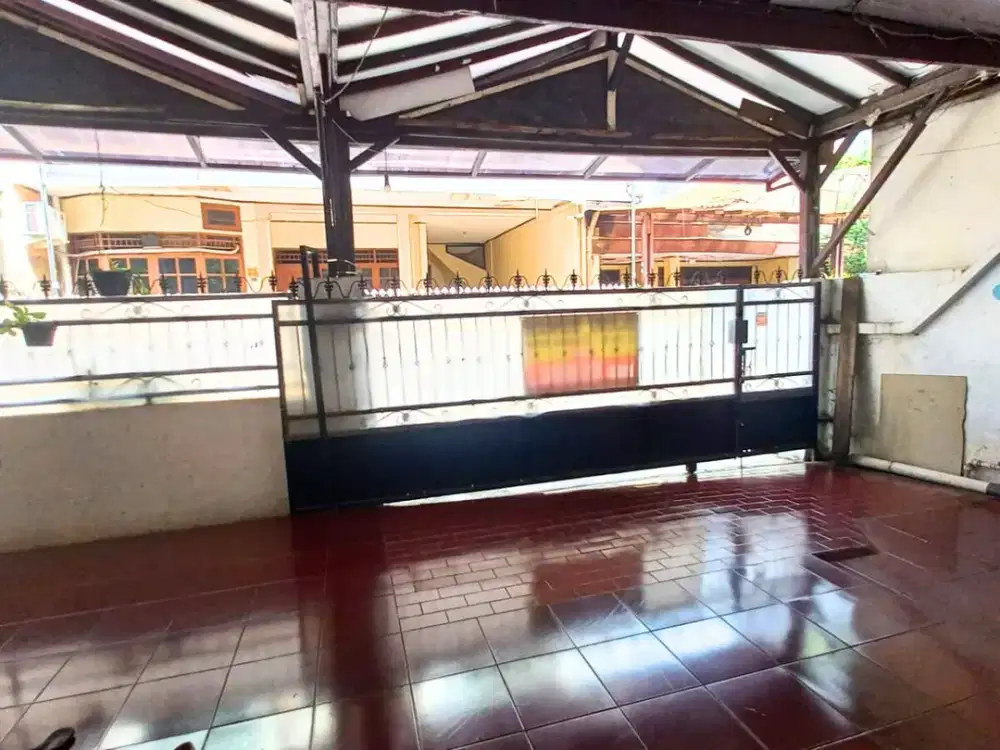 Rumah Tinggal Lokasi di Tebet Timur Dalam Jaksel