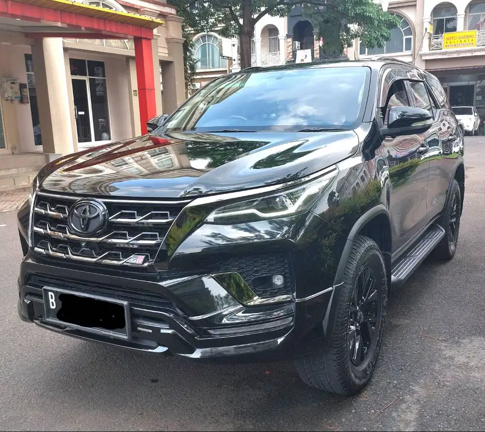 Toyota Fortuner 2017 (Black Edition)  Tipe 2.4 G (4x2) - Diesel