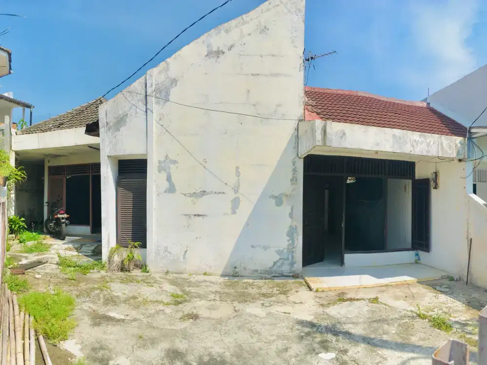 Dijual Rumah di Komplek Bukit Nusa Indah, Ciputat