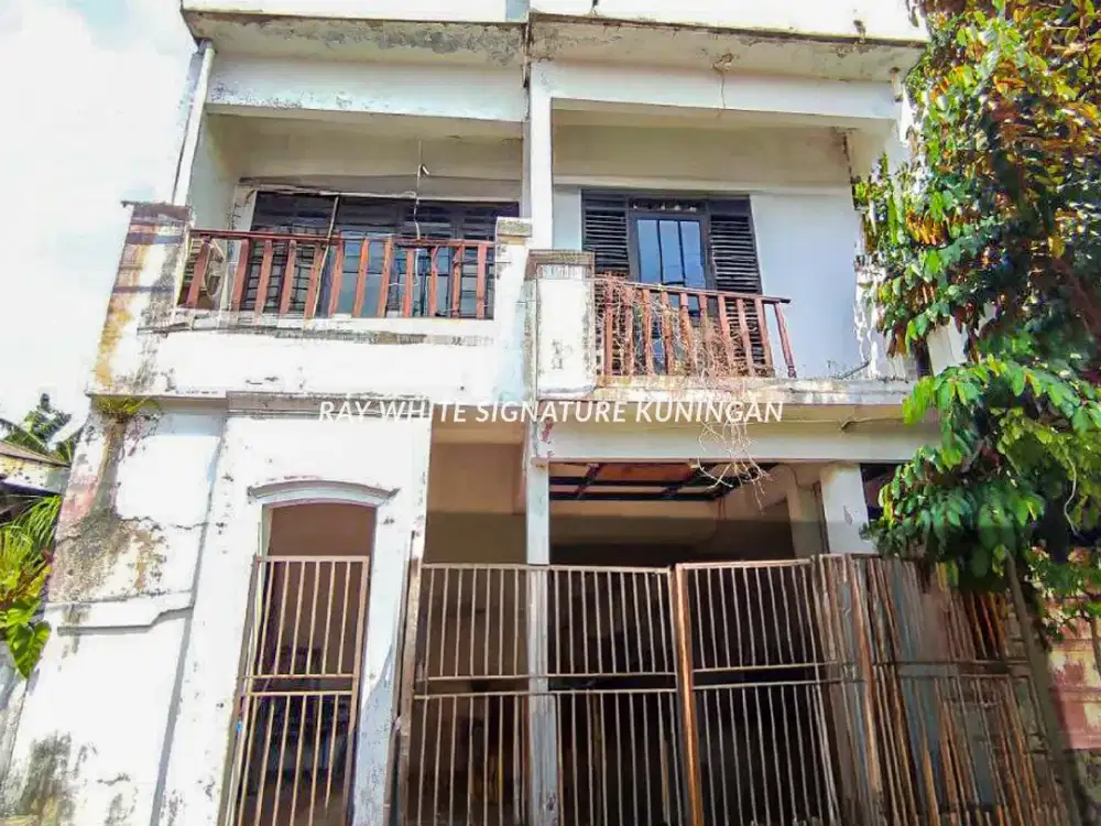 Rumah Lama Dalam Lokasi Tenang di Komplek TVRI Cocok Sebagai Hunian