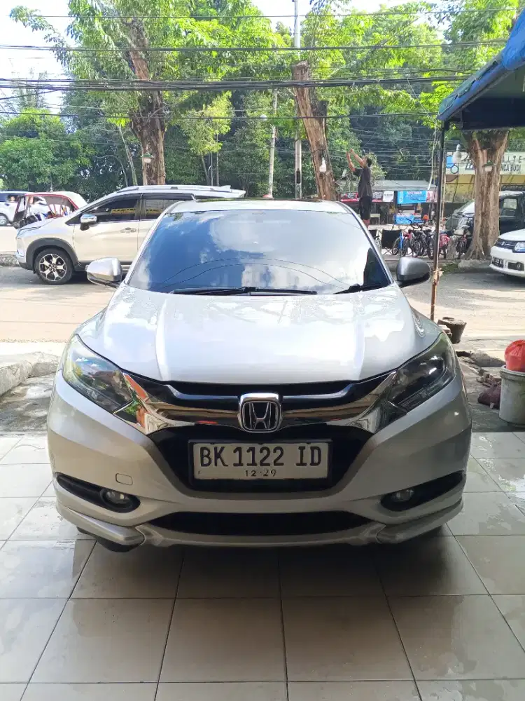 Honda HR-V prestige cvt metic 2015
