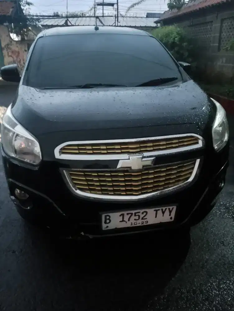 Chevrolet spin LT manual bensin 2014