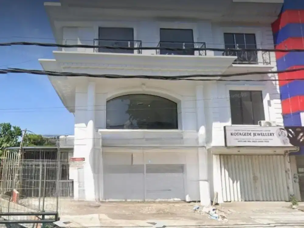 DISEWAKAN RUKO RAYA MAYJEND SUNGKONO