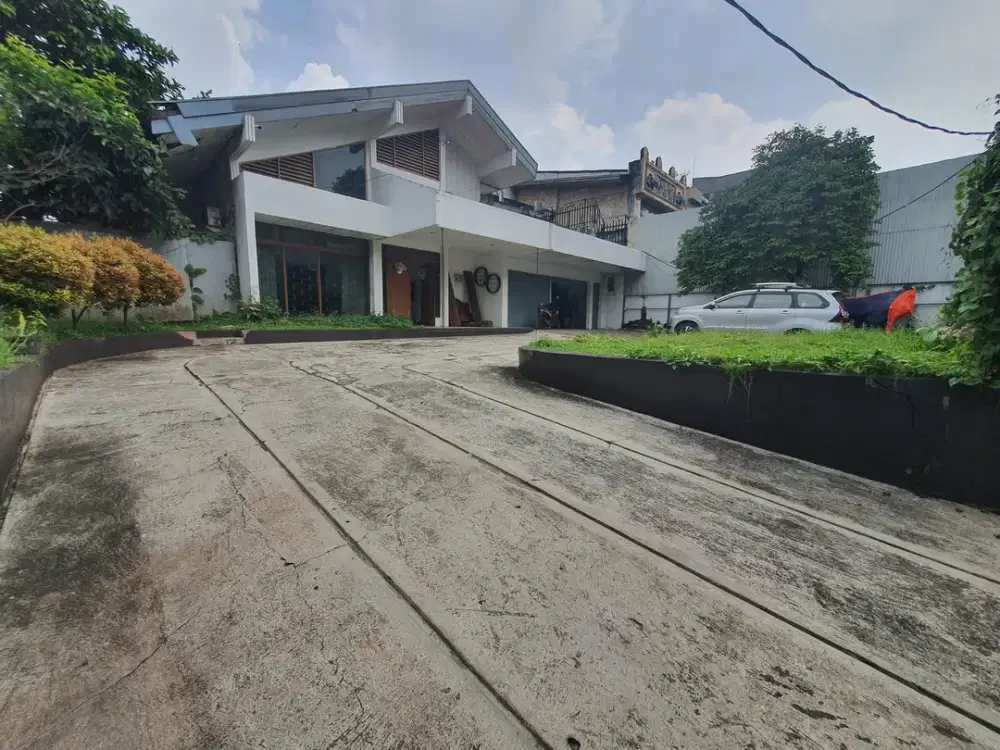 Multifungsi Bangunan Kantor Dan Restaurant