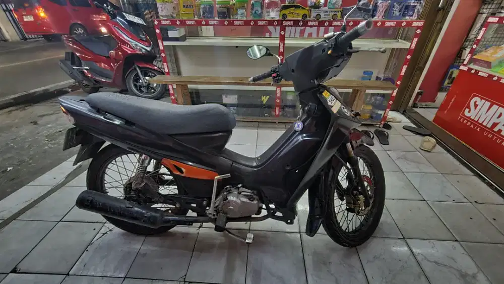 Yamaha Vega R tahun 2005