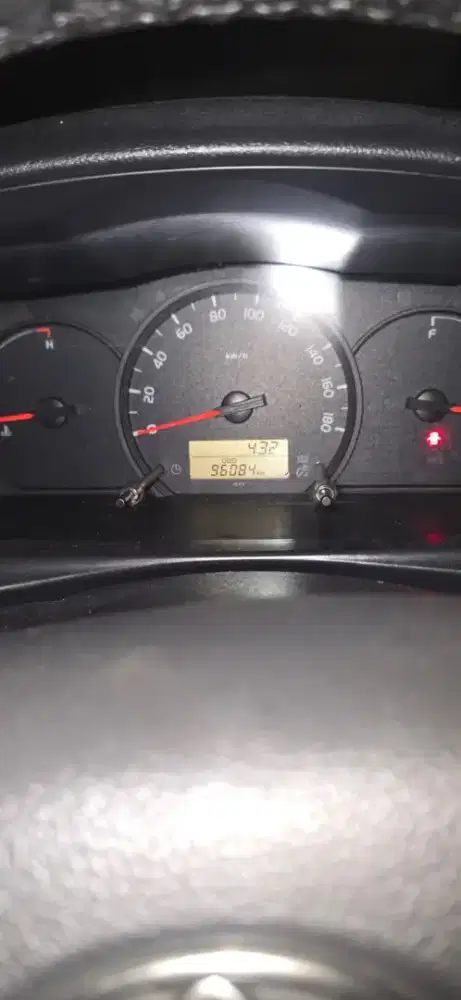 Hiace commuter tahun 2018 km 90 ribu