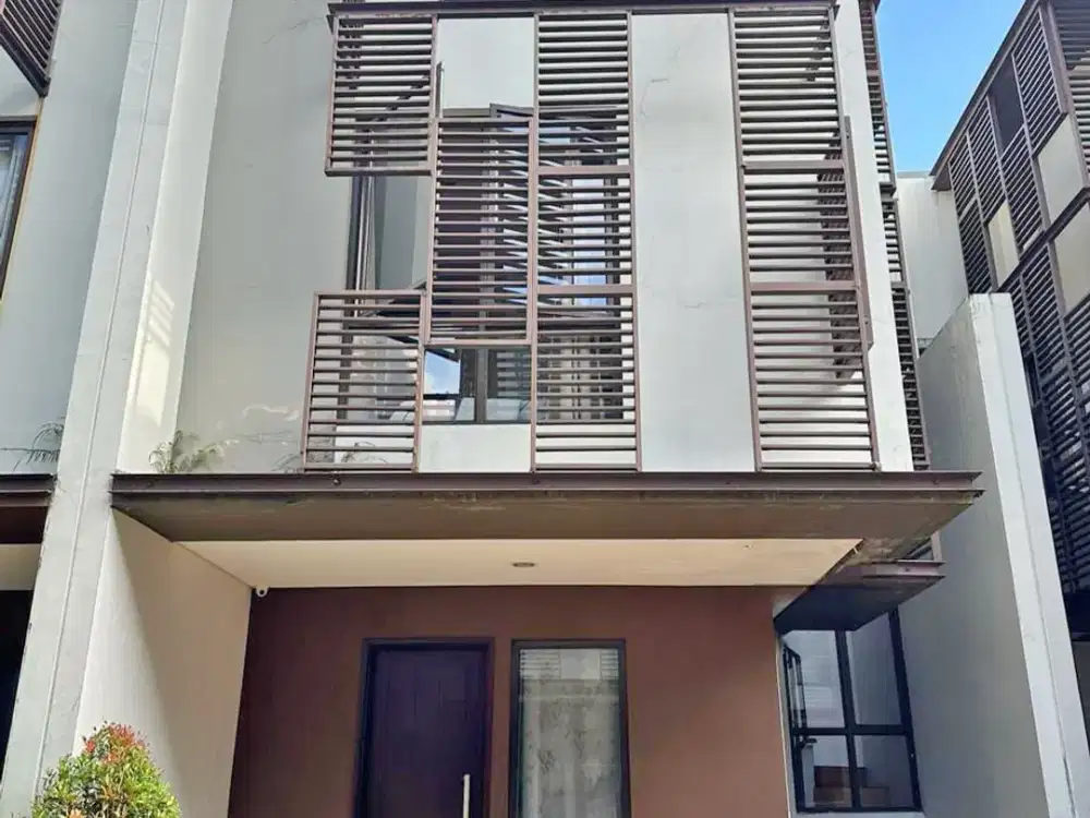 Rumah 3 Lantai di Greenwich Park Cluster Whelford BSD
