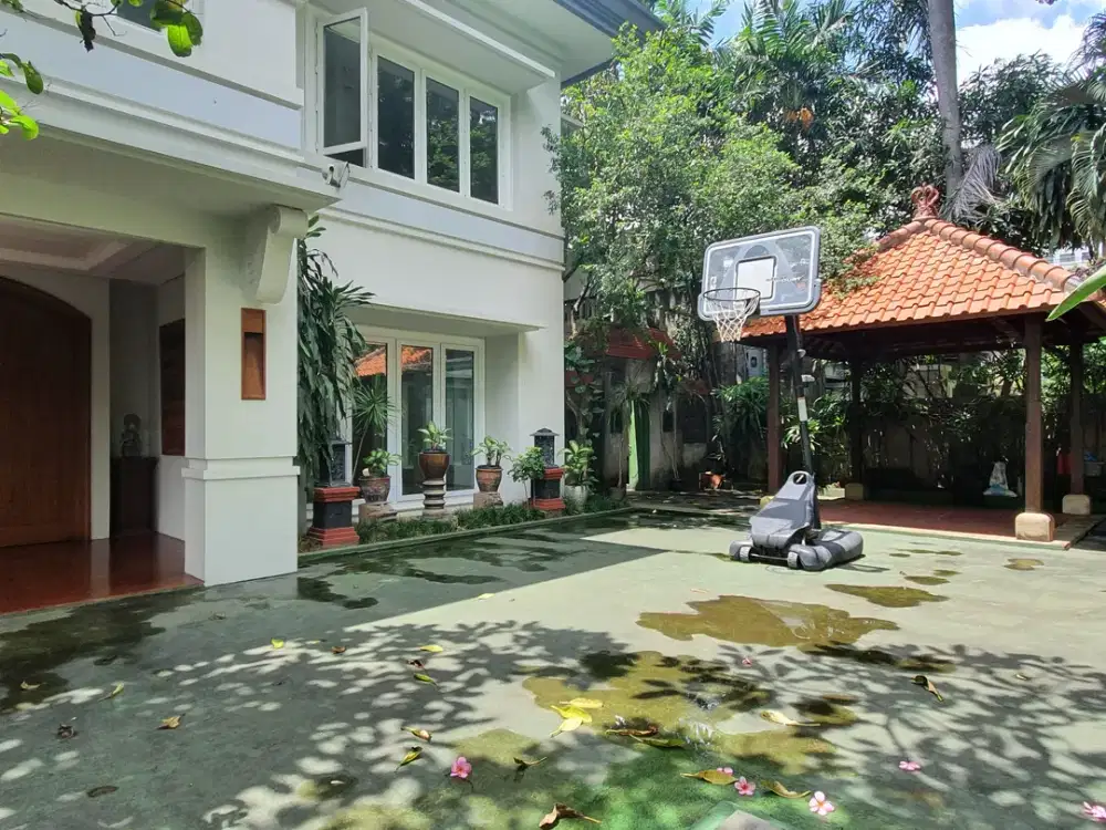 House for rent in Brawijaya area \Limitted Edition\.