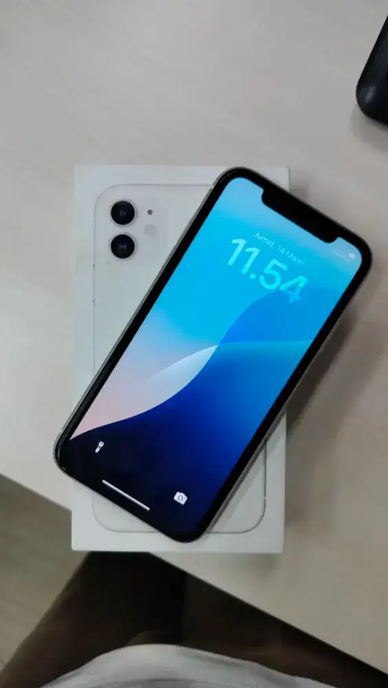 Iphone 11 128gb inter sinyal aman