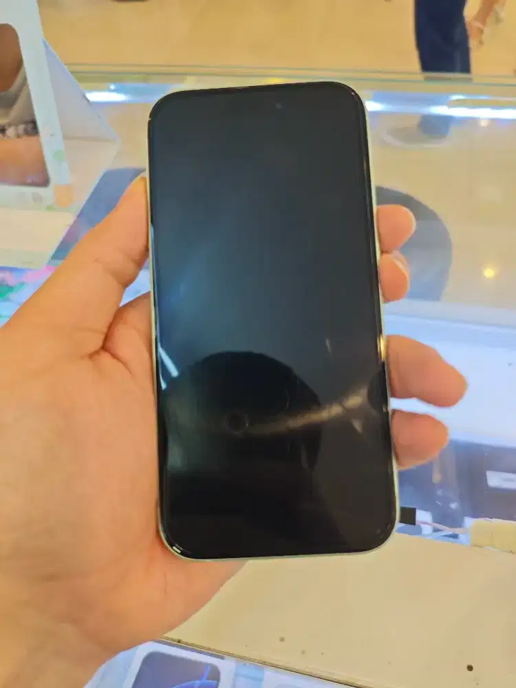 IPHONE 15 128GB GARANSI IBOX MASIH GARANSI 3BLN FULLSET