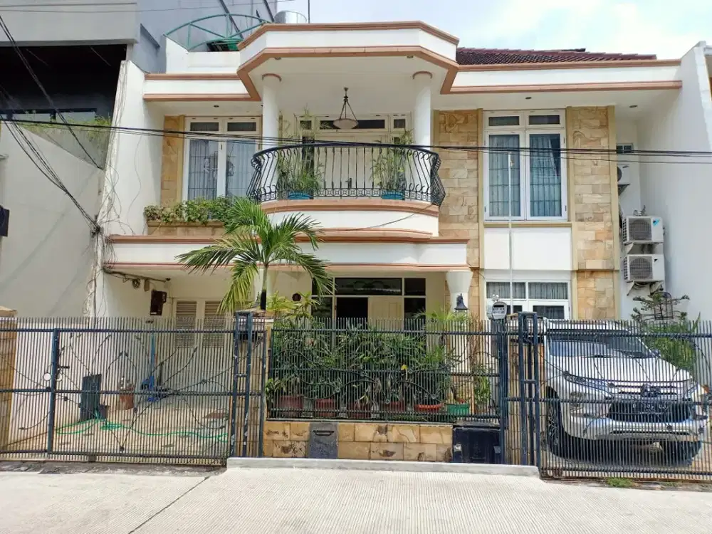 Rumah Janur Indah, Kelapa Gading Luas 11x17m2