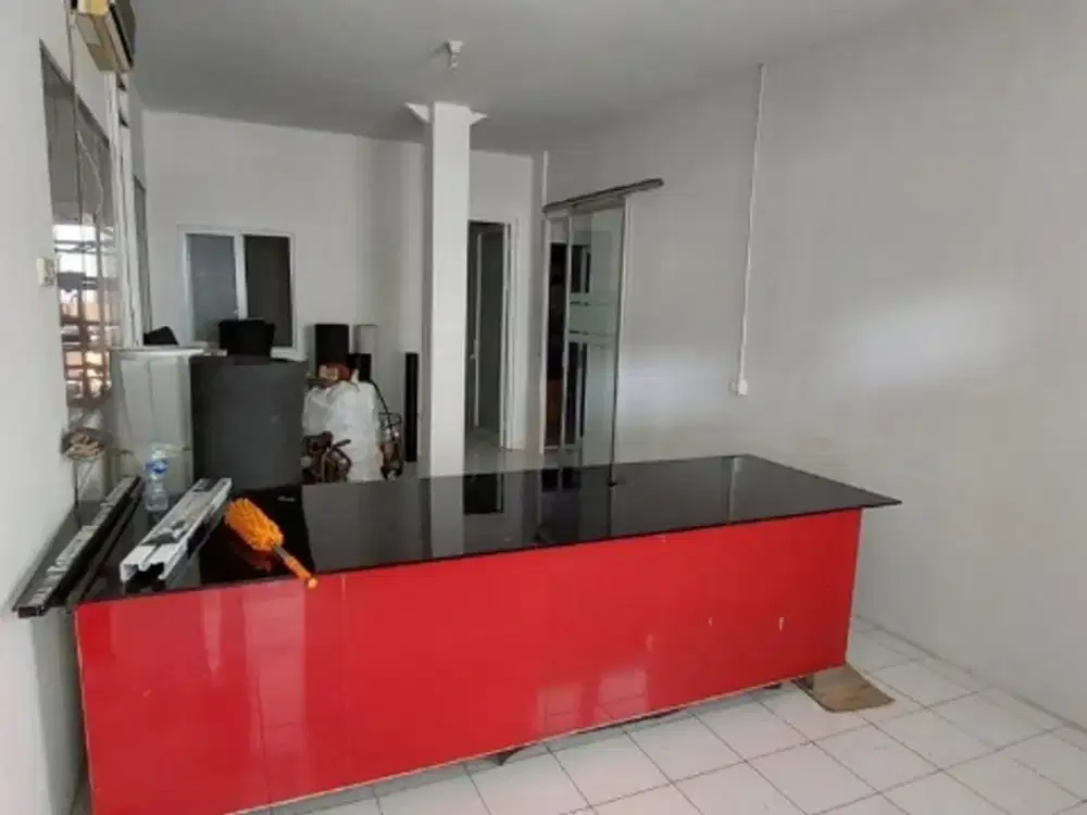 Jual GUDANG SIAP PAKAI di Cipondoh hadap jalan raya RAPI TERAWAT