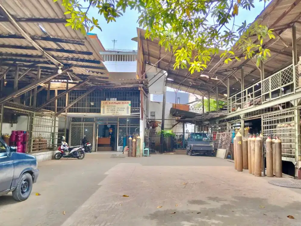 Dijual Rumah & Toko di Lokasi Super Strategis - Jalan Kapuk Raya, Jakarta Barat