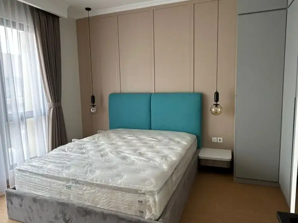Rumah Full Furnished Belum pernah Huni, Carson Gading Serpong