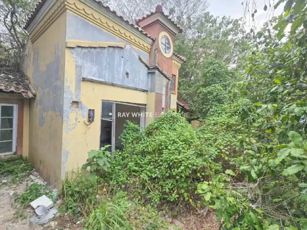 Rumah Tua Komplek Lippo Cikarang - Taman Valencia