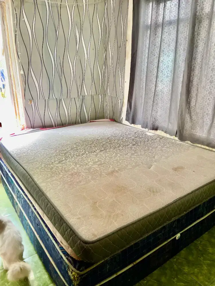 Di jual kasur+dipan