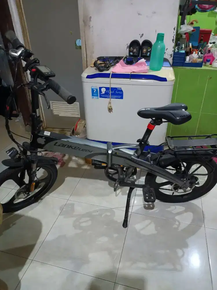 Sepeda Listrik Lipat Lankeleisi G660 elektrik