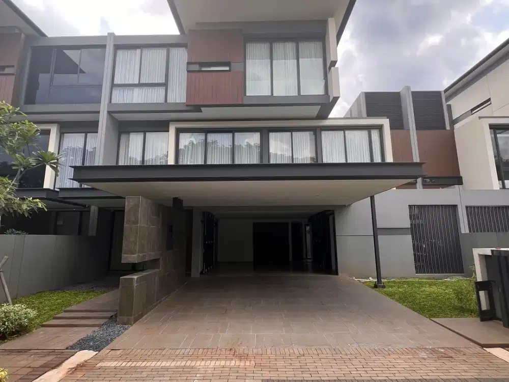 Rumah Mewah Full furnish Cluster LYNDON Navapark
