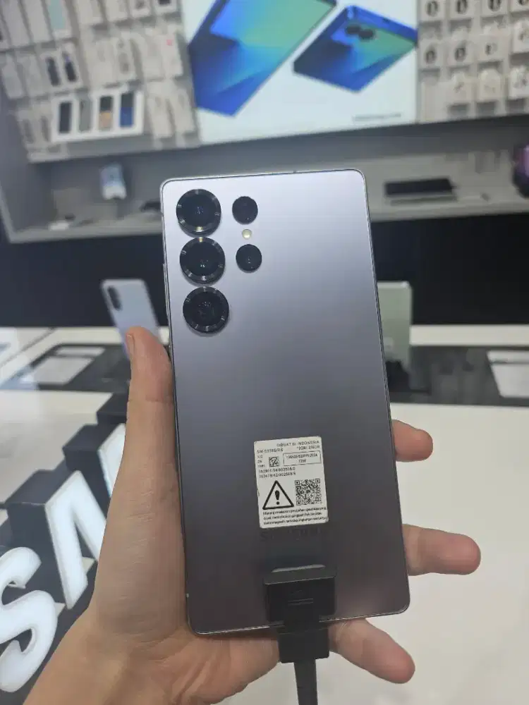 Samsung S25 Ultra 12/256 Garansi Resmi Sein 1 tahun
