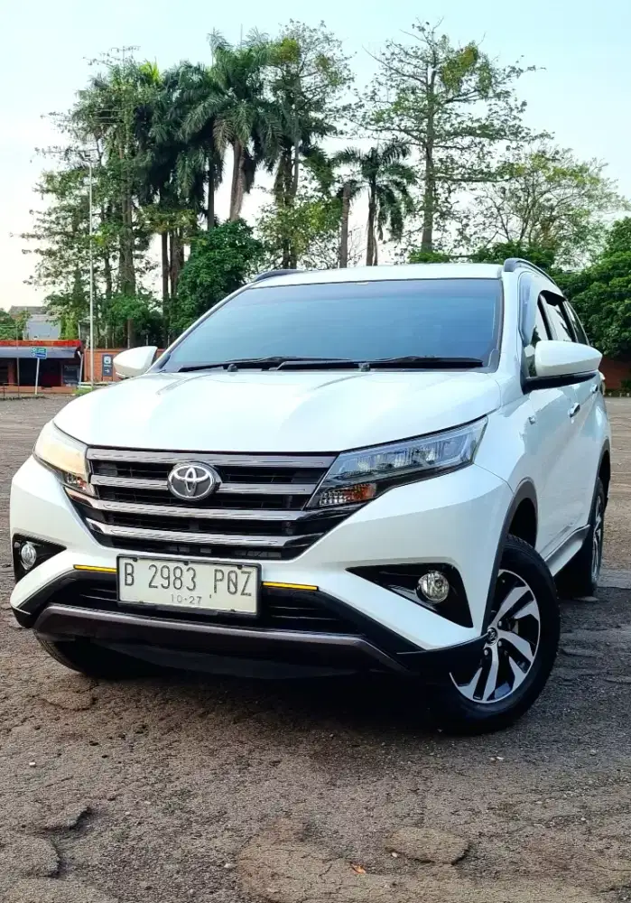 Toyota Rush G 1.5 Manual 2022 putih. service record, pajak panjang