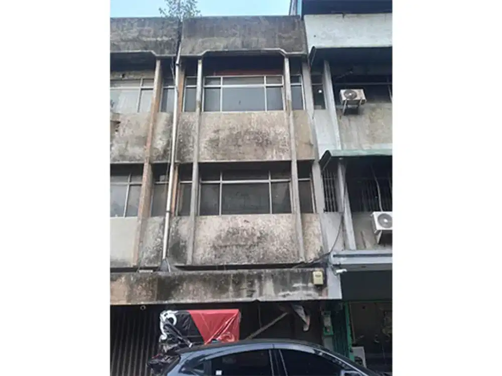 Ruko Jl Teh, Pinangsia, Luas 4x18m2.