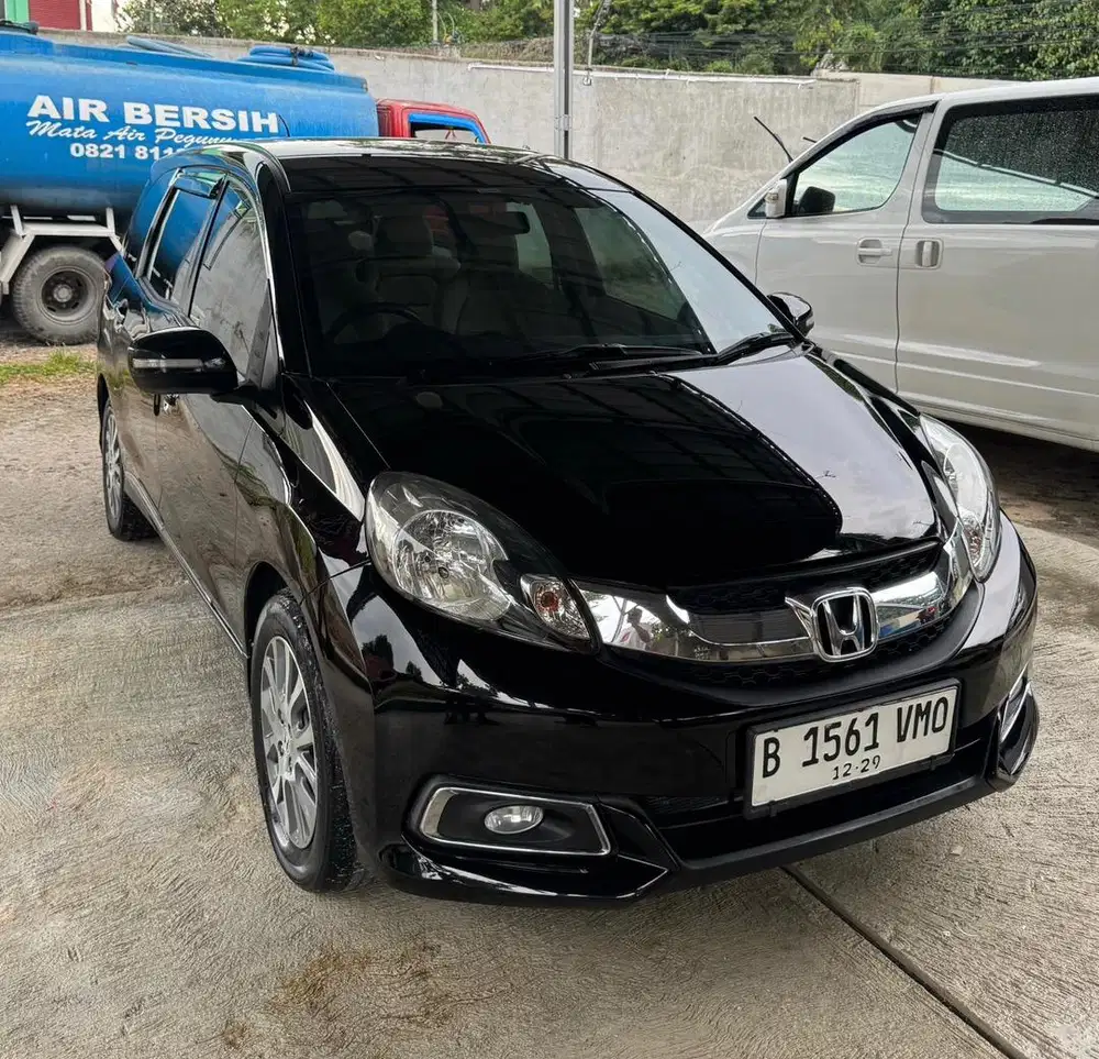 Honda mobilio e prestige at 2014