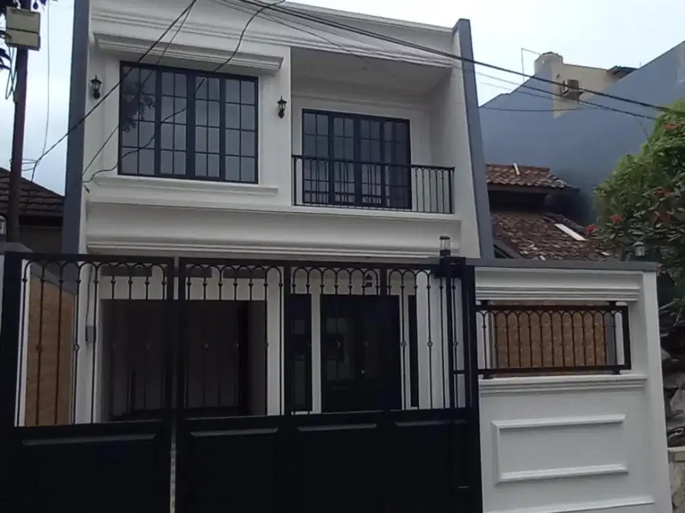 Rumah Klasik Siap Huni Di Kreo Larangan.