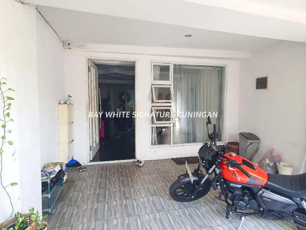 Rumah 3 Lantai Cocok Dibangun Sebagai Kost di Blok A Kebayoran Baru