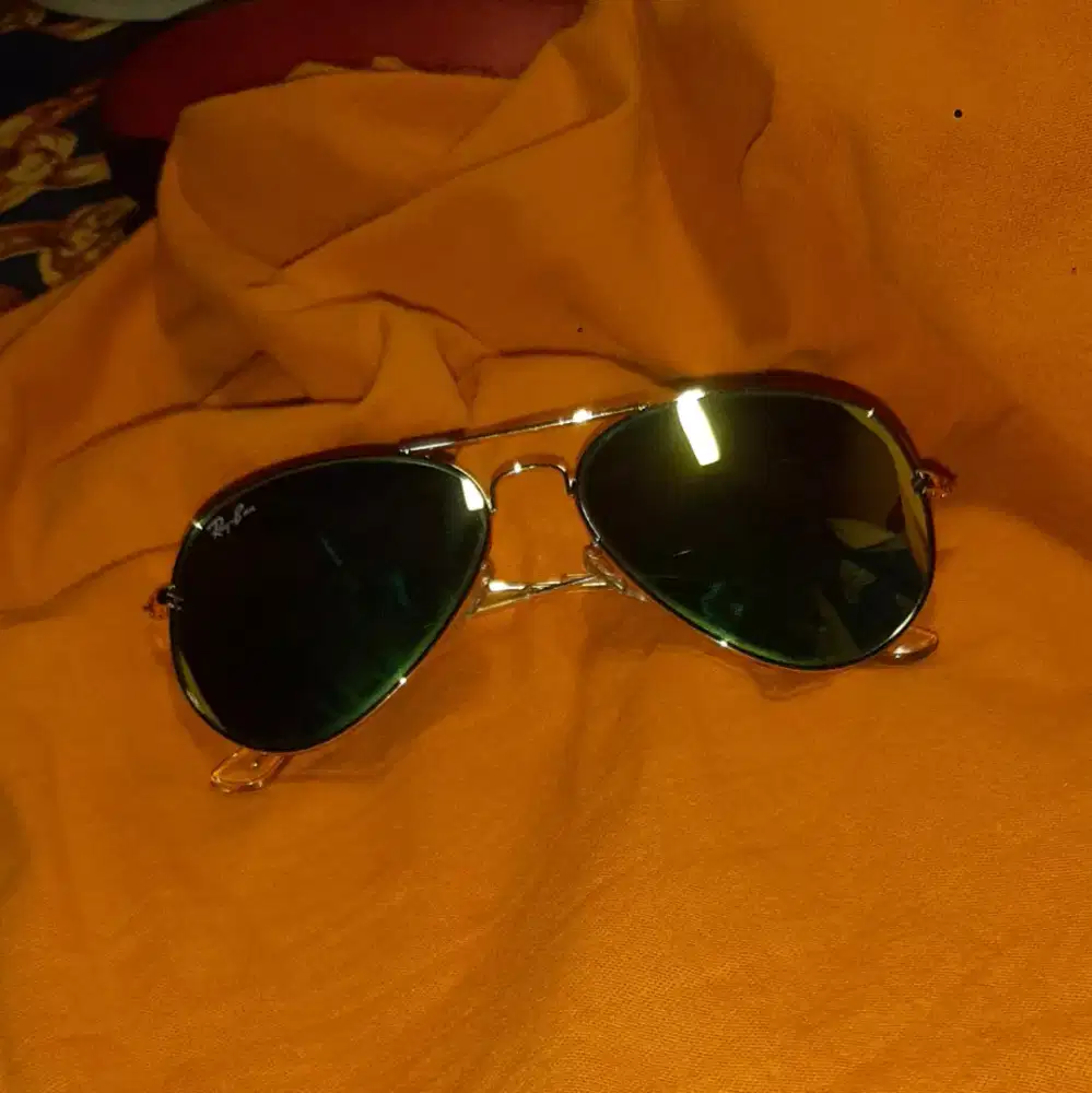 kacamata rayban aviator polarized RB 3025 warna gold