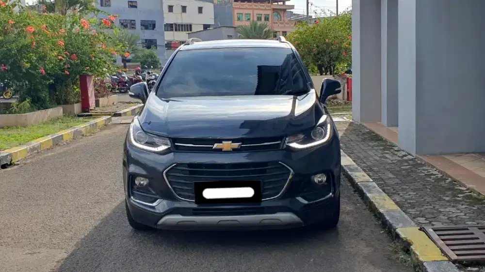 Chevrolet trailblazer turbo ltz 2017 sunroof abu pajak panjang