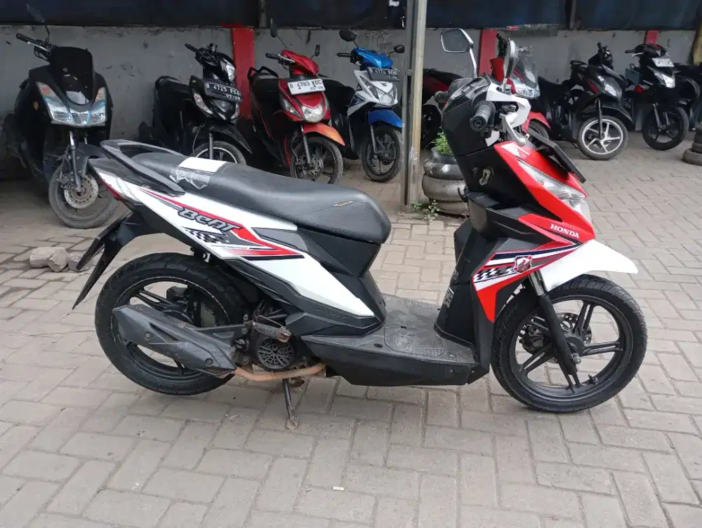 [PROMO OKT] Honda beat eco Tahun 2018 Surat Komplit