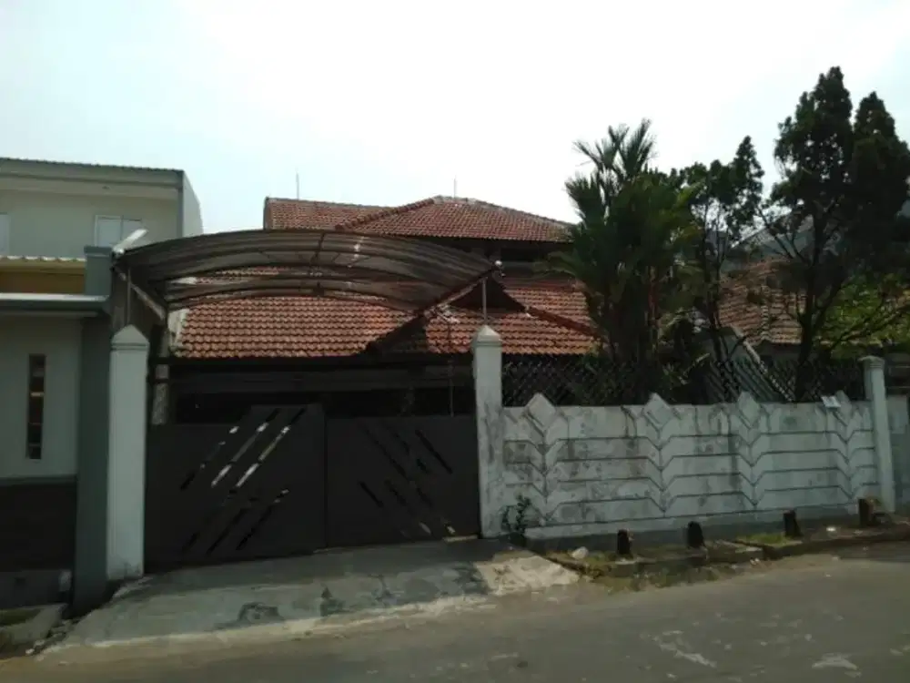 Dijual CEPAT RUMAH classic siap HUNI Kenjeran indah, Surabaya Timur
