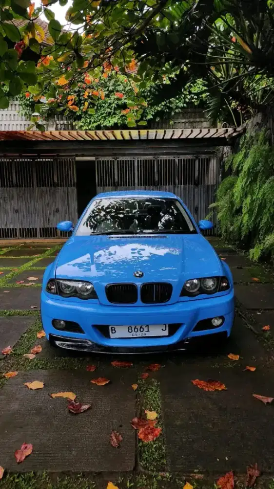 BMW E46 325i 2001
