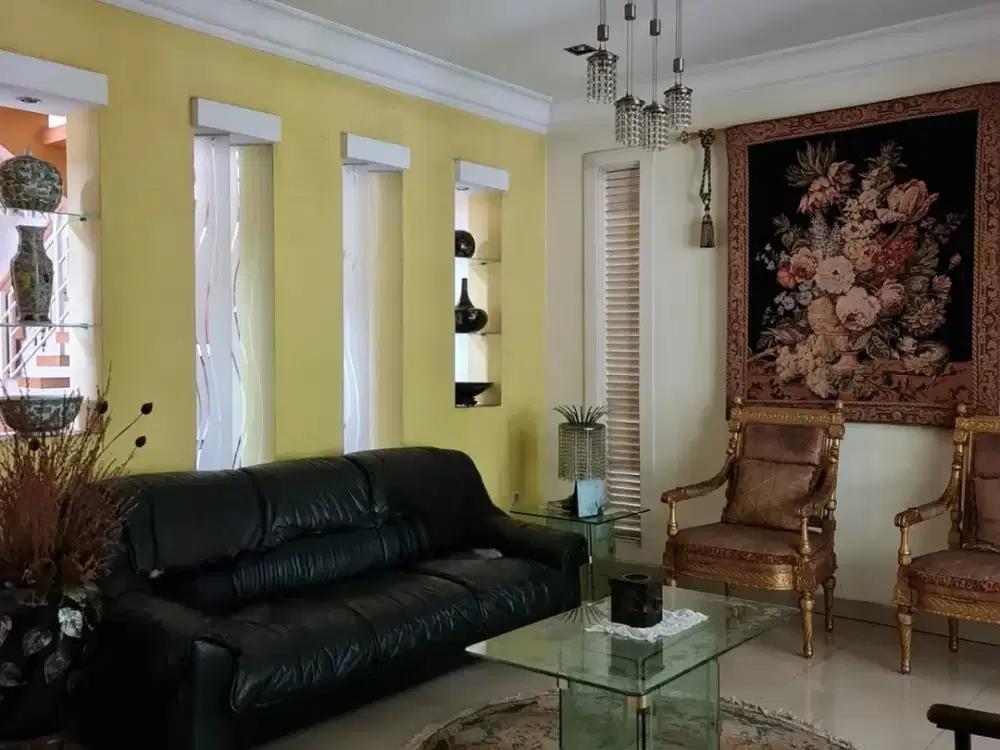 RUMAH MENTENG RESIDENCE - BINTARO SEKTOR 7 SEMI FURNISHED.