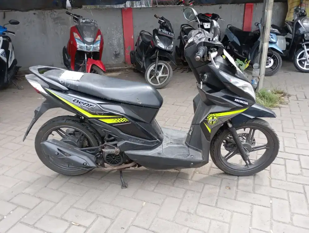 [PROMO OKT] Honda beat eco Tahun 2017 T/A