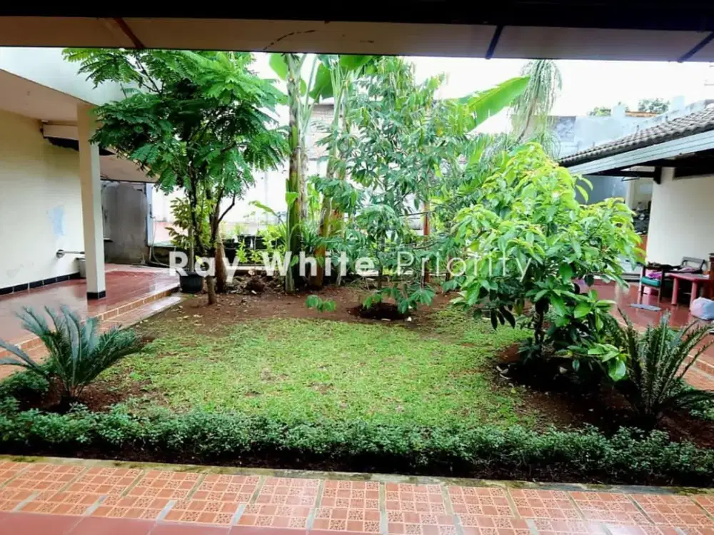 Rumah & Tanah Luas Cilandak dekat Pondok Indah, Kemang, Jagakarsa
