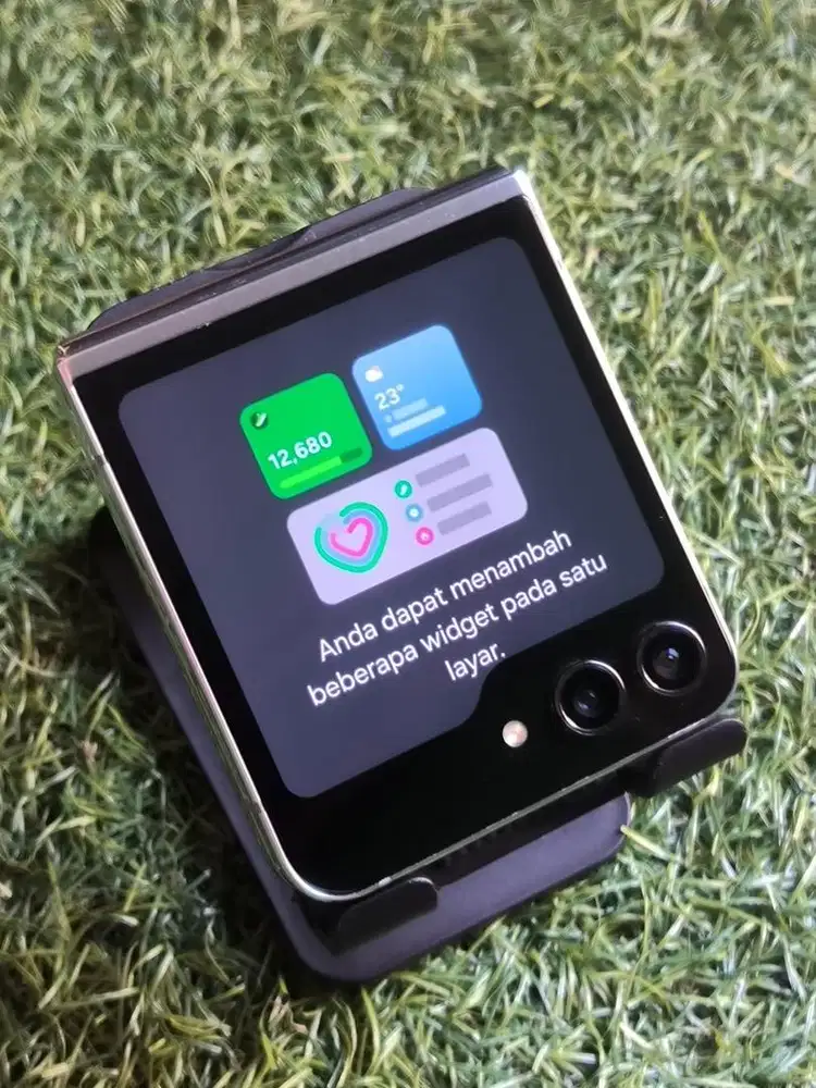 Samsung galaxy  flip 5
