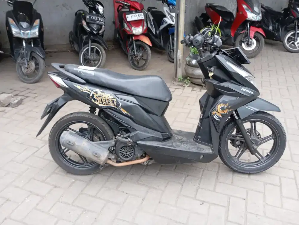 [PROMO OKT] Honda beat street Tahun 2019 Surat Komplit