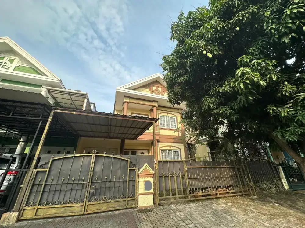 Dijual rumah di Boulevard kota wisata siap huni